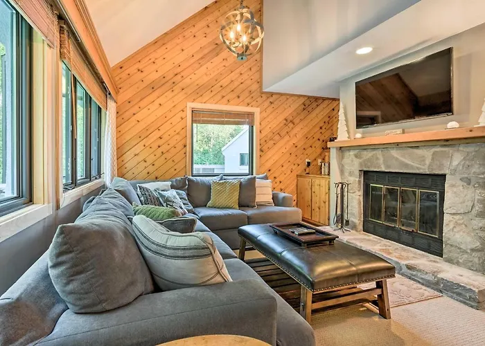 Family-Friendly Stratton Gem Close To Slopes!